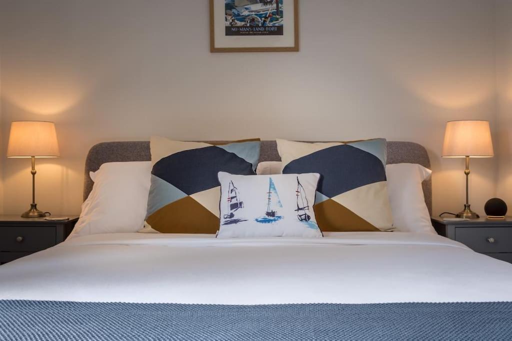 Captain'S Cottage - Central West Cowes - Spacious, Entire 1-Bed Home Kültér fotó